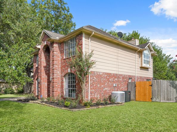 531 Scarlet Maple Drive, Sugar Land TX 77479