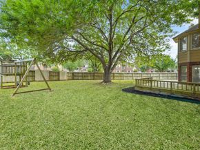 531 Scarlet Maple Drive, Sugar Land TX 77479