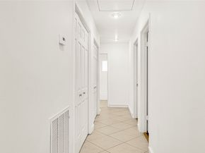 7302 Redding Road, Houston TX 77036