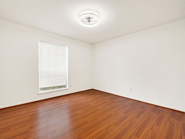 7302 Redding Road, Houston TX 77036