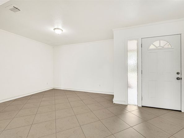 7302 Redding Road, Houston TX 77036