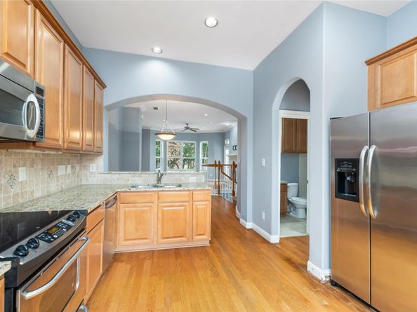 53 Versante Court, Houston TX 77070