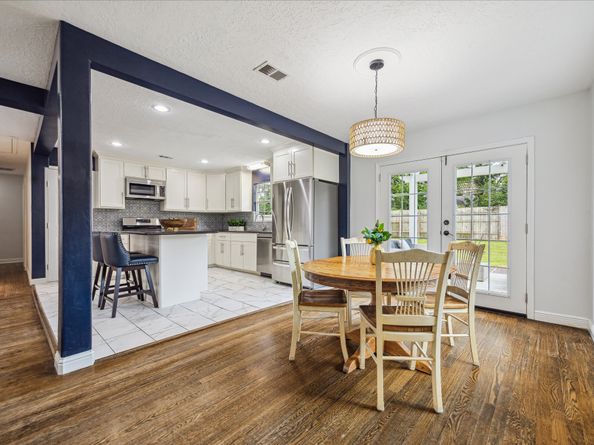 9925 Warwana Road, Houston TX 77080
