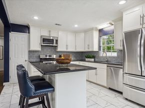 9925 Warwana Road, Houston TX 77080