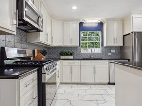 9925 Warwana Road, Houston TX 77080