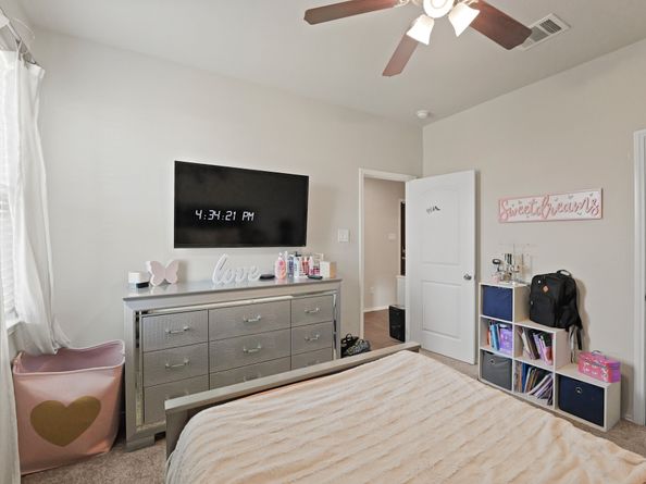 5902 Dovershire Bluff Way, Spring TX 77389