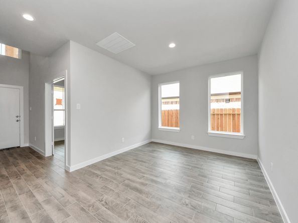 12002 Maple Oak Drive, Houston TX 77066