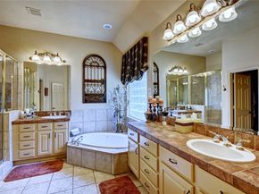 7 N Spring Brook Court Court, The Woodlands TX 77382