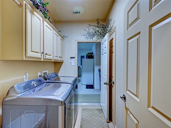 7 N Spring Brook Court Court, The Woodlands TX 77382