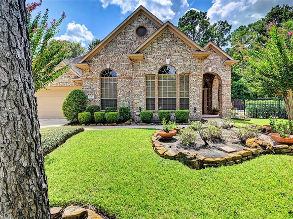 7 N Spring Brook Court Court, The Woodlands TX 77382