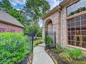 7 N Spring Brook Court Court, The Woodlands TX 77382