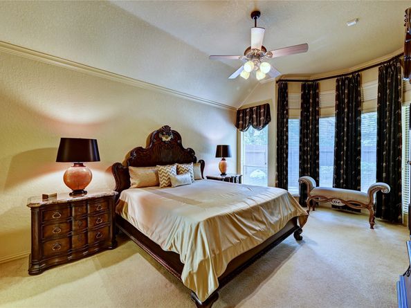 7 N Spring Brook Court Court, The Woodlands TX 77382