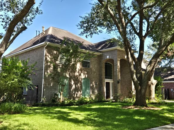 19 Rivercoach Lane, Sugar Land TX 77479