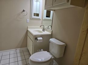 19 Rivercoach Lane W, Sugar Land TX 77479