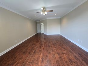 19 Rivercoach Lane W, Sugar Land TX 77479