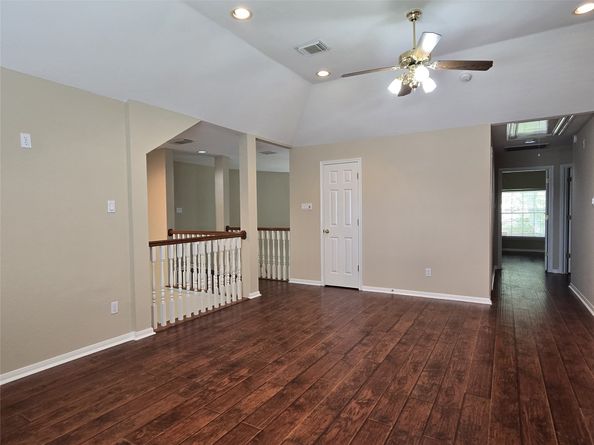 19 Rivercoach Lane, Sugar Land TX 77479