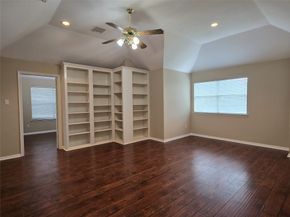 19 Rivercoach Lane W, Sugar Land TX 77479