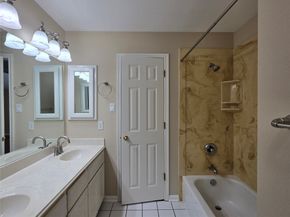 19 Rivercoach Lane W, Sugar Land TX 77479