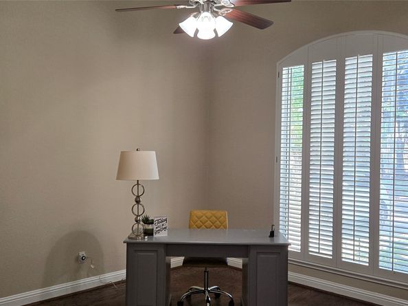 19 Rivercoach Lane W, Sugar Land TX 77479