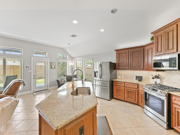 31815 Forest Oak Lane, Conroe TX 77385