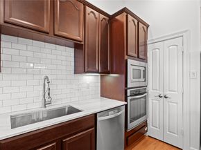 4656 Cornish Street, Houston TX 77007