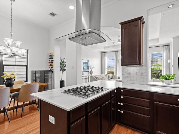 4656 Cornish Street, Houston TX 77007