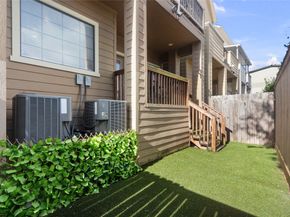 4656 Cornish Street, Houston TX 77007