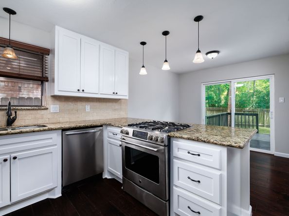 1 Ground Brier Court, The Woodlands TX 77381