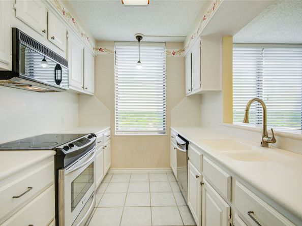 14655 Champion Forest Drive 1104, Houston TX 77069