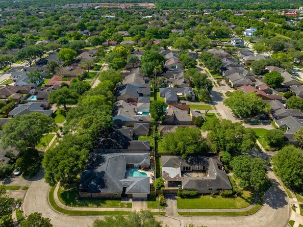 9578 W Airport Boulevard, Houston TX 77031