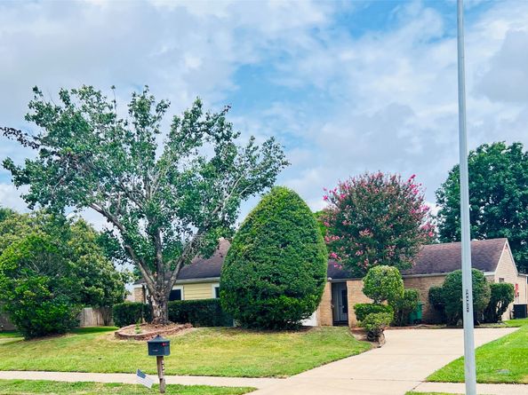 9578 W Airport Boulevard, Houston TX 77031