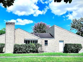 9578 W Airport Boulevard, Houston TX 77031