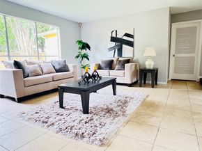 9578 W Airport Boulevard, Houston TX 77031