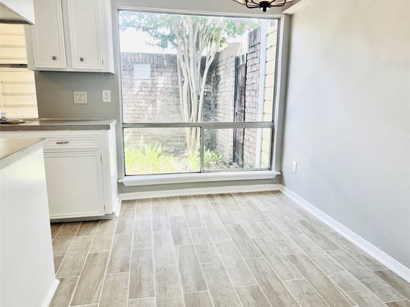 9578 W Airport Boulevard, Houston TX 77031