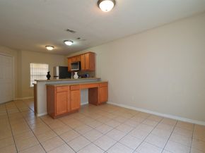 6418 England, Houston TX 77021