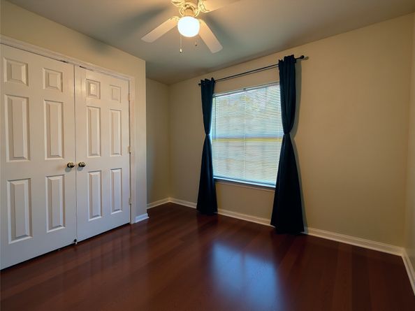 6418 England, Houston TX 77021
