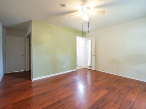 7613 Parker Road, Houston TX 77016