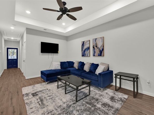 10317 Lake Rd 16ABCD, Houston TX 77070