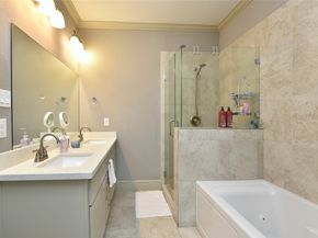 7954 Sparta Street, Houston TX 77028