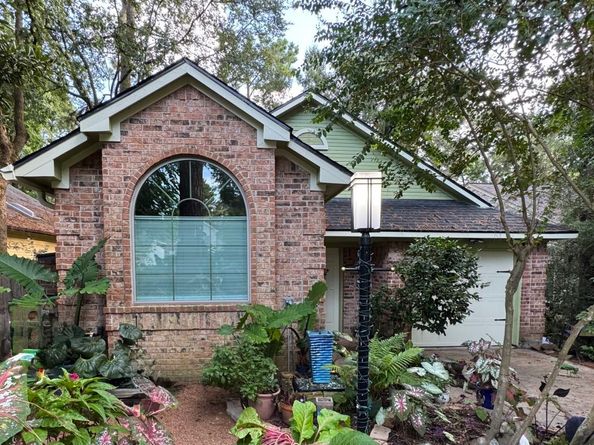 26 N Rushwing Circle, The Woodlands TX 77381