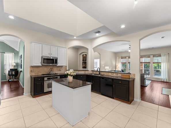 14 Cordella Place, The Woodlands TX 77382