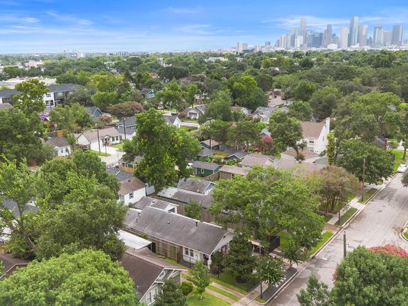 4306 Julian Street, Houston TX 77009
