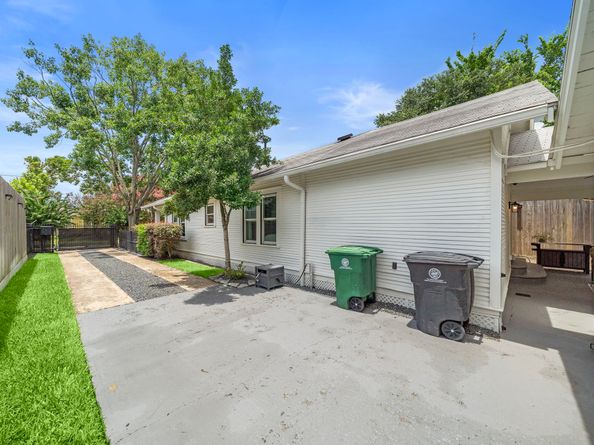 4306 Julian Street, Houston TX 77009