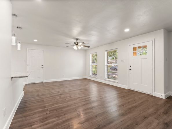 4135 Hill Oak Drive, Houston TX 77092