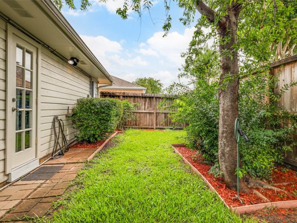 14110 Woodnook Drive, Houston TX 77077
