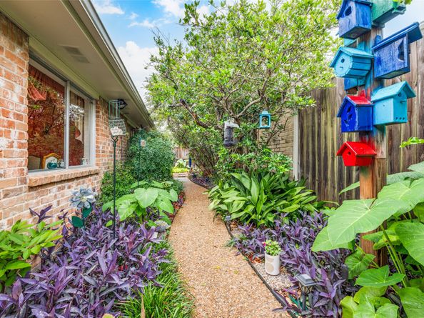14110 Woodnook Drive, Houston TX 77077