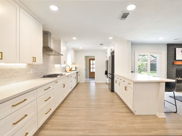 1711 Mossy Stone Drive, Houston TX 77077