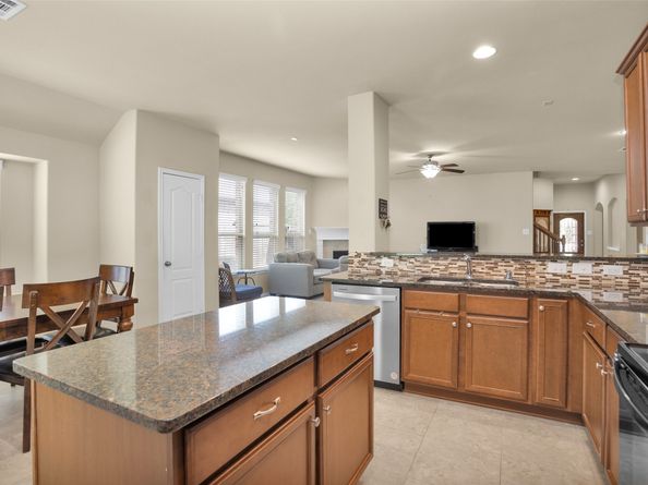 2602 Tacoma Springs Drive, Conroe TX 77304
