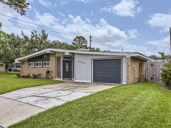 6509 Birdwood Road