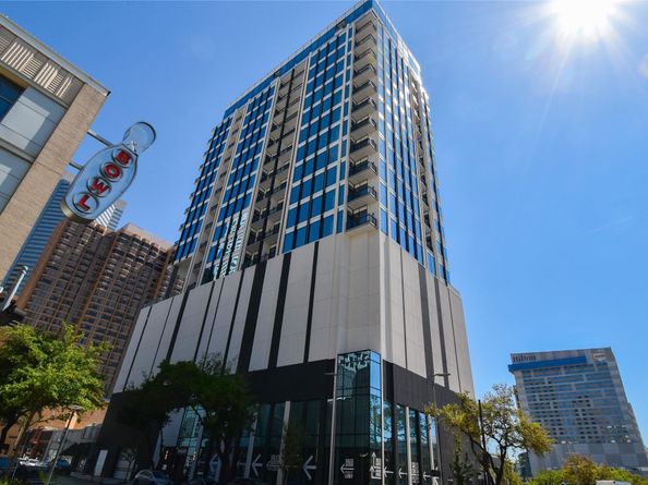 1211 Caroline Street 906, Houston TX 77002